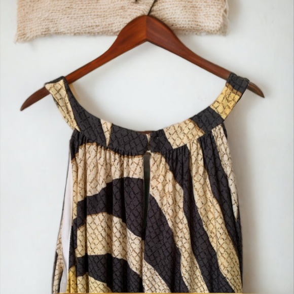 Chico’s Golden Zebra Print Maxi Dress Size 1 - Picture 8 of 13